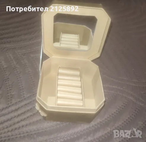 Дамски часовници и гривна, снимка 15 - Дамски - 56471662