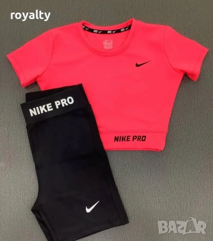 Nike дамски спортен екип 