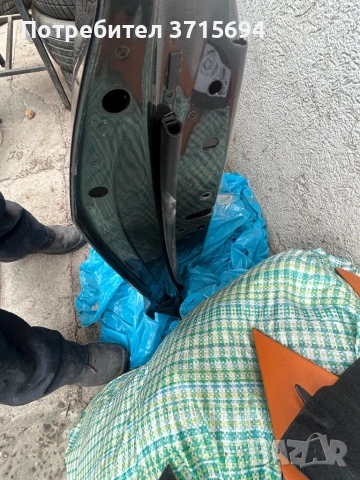 Audi Q8 предна лява врата , снимка 2 - Части - 54190581