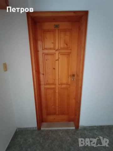 Врати с каси, брави, дръжки, патрони от чам, ламинат и МДФ 