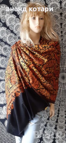 Най-красивите и топли зимни шалове (9-10), снимка 1