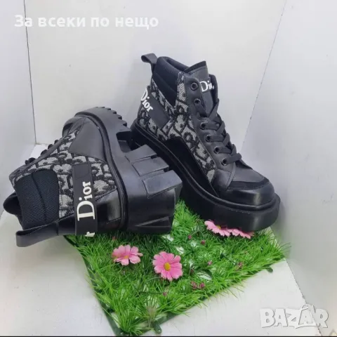 Дасмки боти Burberry🔝Christian Dior🔝Louis Vuitton🔝Dolce&Gabbana, снимка 2 - Дамски боти - 47886734