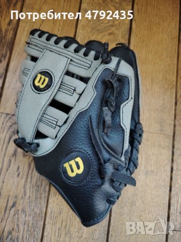 Бейзболна детска ръкавица Wilson , 10 унции , снимка 2 - Бейзбол - 54263846