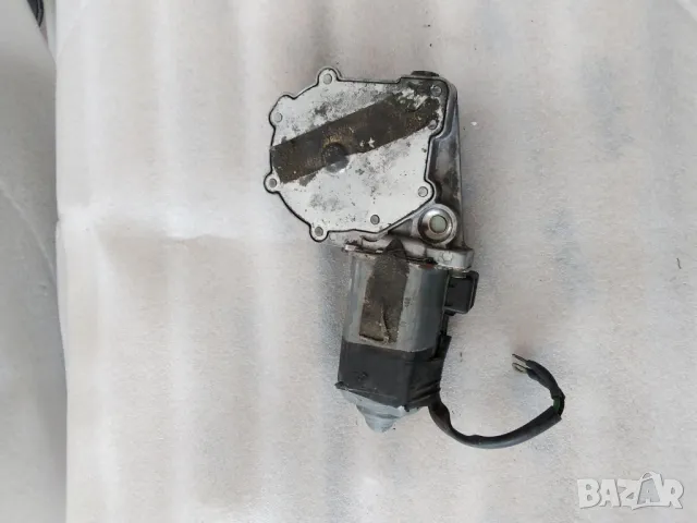 Части за Mercedes Е220 W124, снимка 4 - Части - 41471653