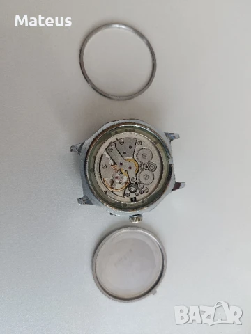 Часовник Slava, снимка 7 - Антикварни и старинни предмети - 50470458