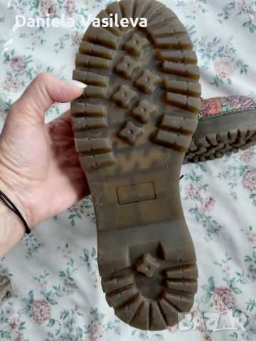 Цветни боти р-р39, снимка 5 - Дамски боти - 54278353