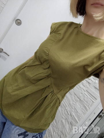 Sisley дамски топ, размер XS, пасва и на М