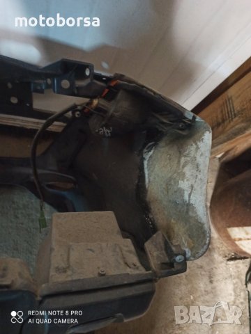 предна маска Yamaha Majestic 250, снимка 2 - Мотоциклети и мототехника - 44404562