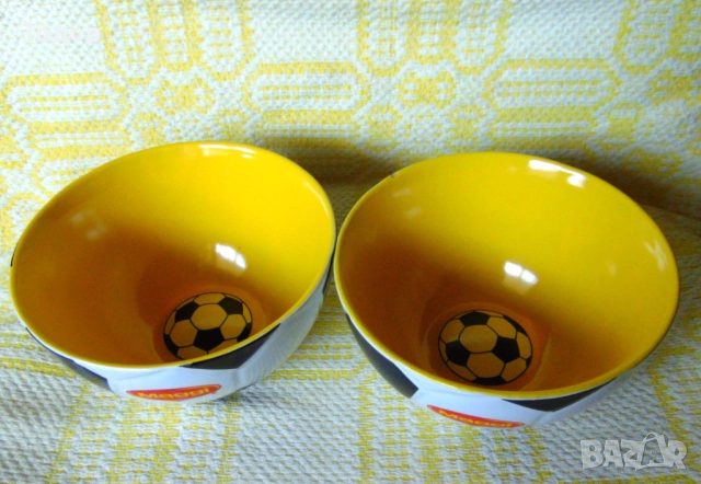 Четири порцеланови купи , снимка 3 - Чинии - 51888978