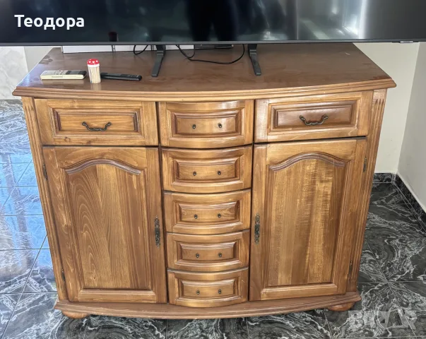Дървен шкаф в ретро стил с 7 чекмеджета - отлично запазен