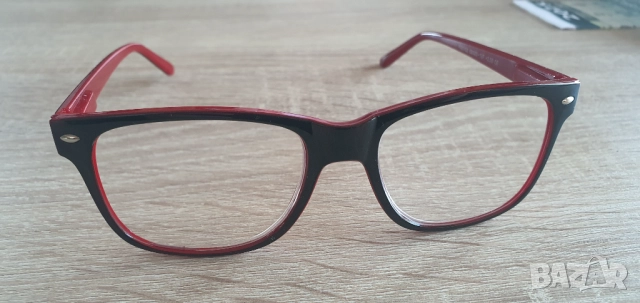 Eyelead Очила colors червено&черно +2,50, снимка 6 - Слънчеви и диоптрични очила - 52428119