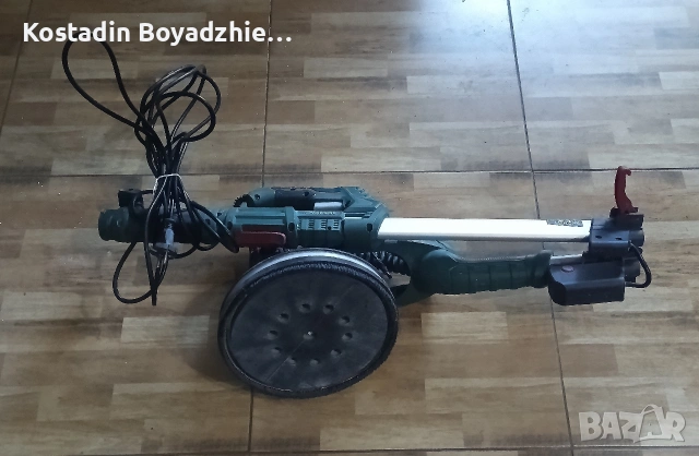 Жираф за шлайфане на стени Parkside , снимка 3 - Други инструменти - 53148835