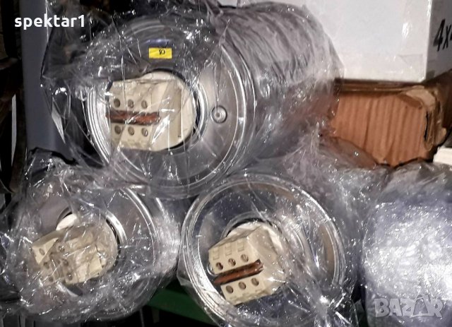 кондензатори трифазни за компенсация киловари разпродажба, снимка 1 - Резервни части за машини - 31110454