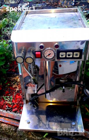 кафе машина хром никел