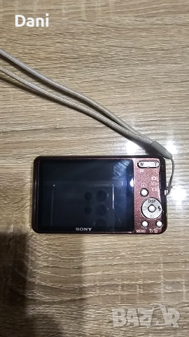 Ретро Дигитален Фотоапарат Sony Cyber-shot DSC- W570 (1Б.1МР Zeiss) КАТО НОВ!ПЪЛЕН, снимка 4 - Фотоапарати - 56075828