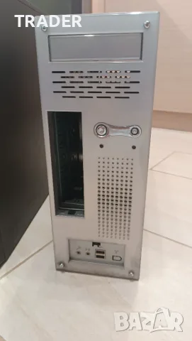Кутия за настолен компютър  Tower и Middle tower компютърна кутия , снимка 10 - Захранвания и кутии - 40490671