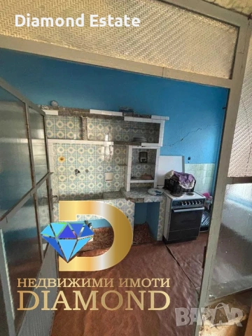 Едноетажна къща в град Гълъбово, снимка 6 - Къщи - 54134061