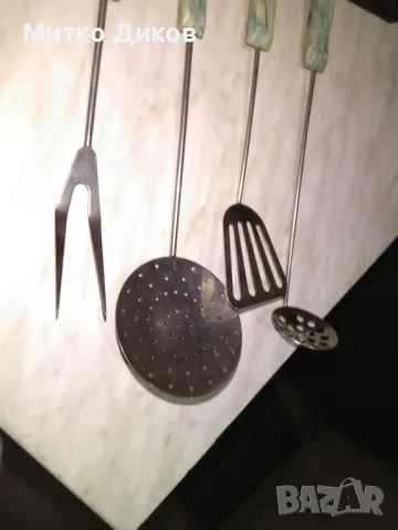 Прибори за кухня с държач 4 броя, снимка 4 - Аксесоари за кухня - 50168507