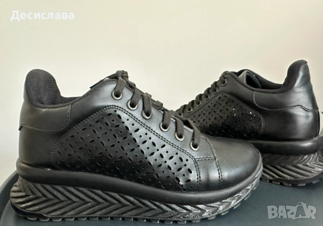 Черни дамски обувки на платформа – №38