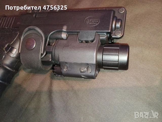 тактически фенер за оръжие с бърз монтаж, снимка 4 - Такъми - 53876309