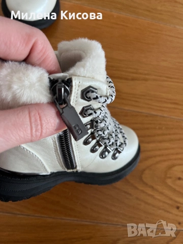 Нови обувки TED BAKER номер 21,5, снимка 4 - Детски боти и ботуши - 53257396