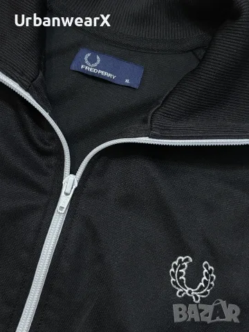 Оригинален мъжки суичър Fred Perry, снимка 2 - Спортни дрехи, екипи - 56358711