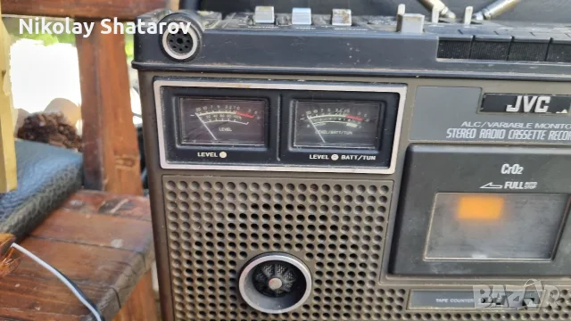 стар касетофон JVC, снимка 4 - Радиокасетофони, транзистори - 56193757