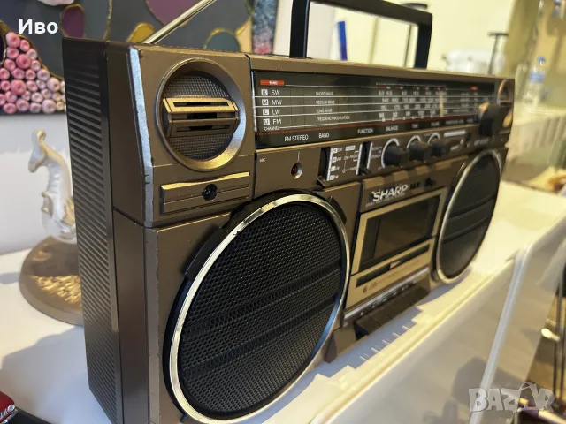 Sharp GF-5757 Радиокасетофон Боомбокс , снимка 3 - Радиокасетофони, транзистори - 55806089