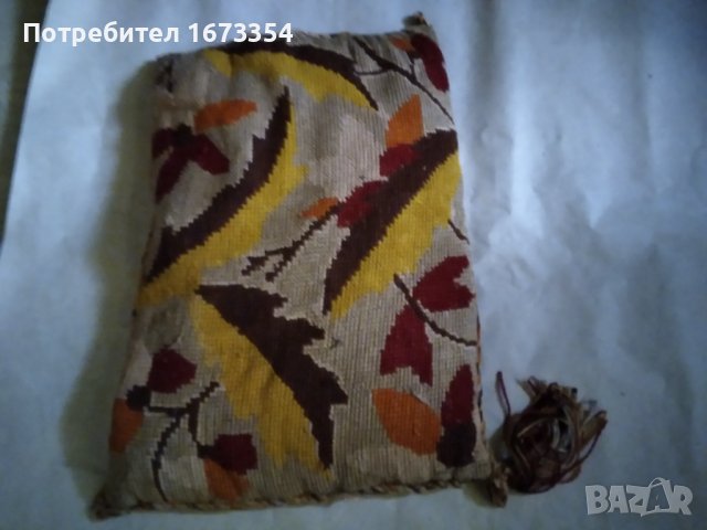 Възглавници, снимка 7 - Декорация за дома - 37615149