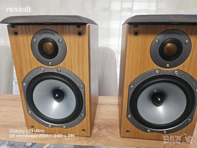 Продавам тонколони Monitor Audio br1