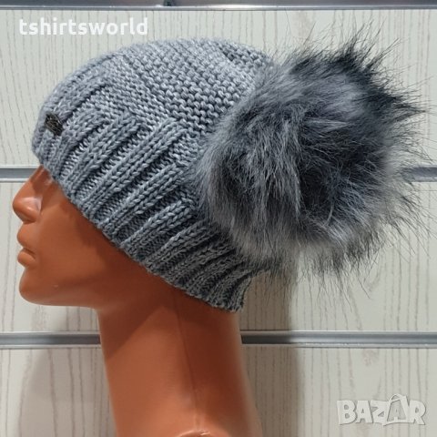 Нова зимна дамска шапка с 2 помпона/пуха Силвър стар, снимка 3 - Шапки - 30844325