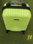 Стилен куфар с колелца за ръчен багаж с твърдо покритие 40/30/20см, снимка 1 - Куфари - 44776931