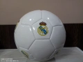 Кожена футболна топка с лого на Реал Мадрид !!!, снимка 1