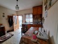 Самостоятелна къща с двор и гараж в с.Михнево , снимка 10