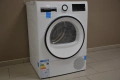 Сушилня с термопомпа Bosch WQG233D00, снимка 2