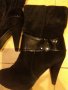 Елегантни черни велурени ботуши, снимка 4