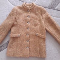 Дамско палто от вълнено букле, снимка 5 - Палта, манта - 38287411