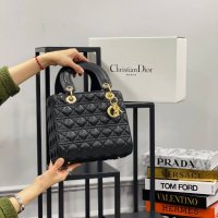  Christian Dior чанти дамски , снимка 13 - Чанти - 42774056