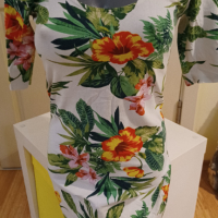 Памучна рокля на цветя TERRANOVA, снимка 1 - Рокли - 44718873