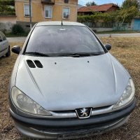 Продава Peugeot 206 2003г 1.4 бензин НА ЧАСТИ , снимка 1 - Автомобили и джипове - 42459449