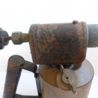 Бензинова горелка, малка, произведена в ГДР, снимка 3 - Други инструменти - 31185153
