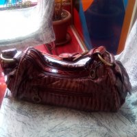 Дамска чанта, снимка 1 - Чанти - 39971112