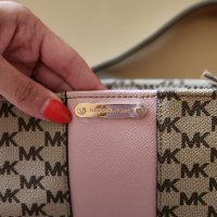 MICHAEL KORS чанта, снимка 4 - Чанти - 42133009