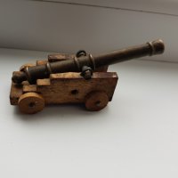 Сувенирно малко оръдие, снимка 3 - Антикварни и старинни предмети - 31779739