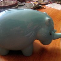 Порцеланова касичка носорог, снимка 2 - Антикварни и старинни предмети - 36620655