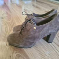 Нови дамски велурени обувки, снимка 2 - Дамски елегантни обувки - 33718001