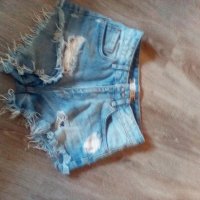 Къси панталони Теранова/Тениски, снимка 9 - Къси панталони и бермуди - 40234294