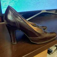 Дамски обувки винтидж, снимка 1 - Дамски обувки на ток - 31048547