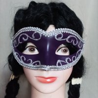 Лилава маска за очи с камъчета и черна изчистена , снимка 8 - Други - 38358570