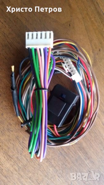 НЯКАКВИ КАБЕЛИ С БУКСИ ЗА НЕЩО В АВТОМОБИЛ, снимка 1